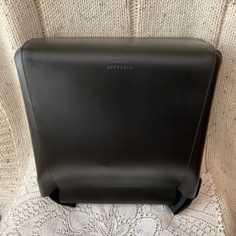 Everlane Form Bag ⭐️ NWT ⭐️ black ⭐️ crossbody ⭐️ dust bag ⭐️ - Picture 12 of 15